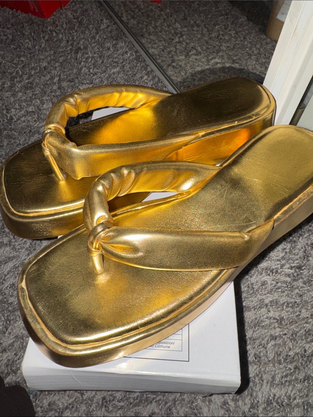 SHEIN Gold Padded Platform Thong Sandals - Women